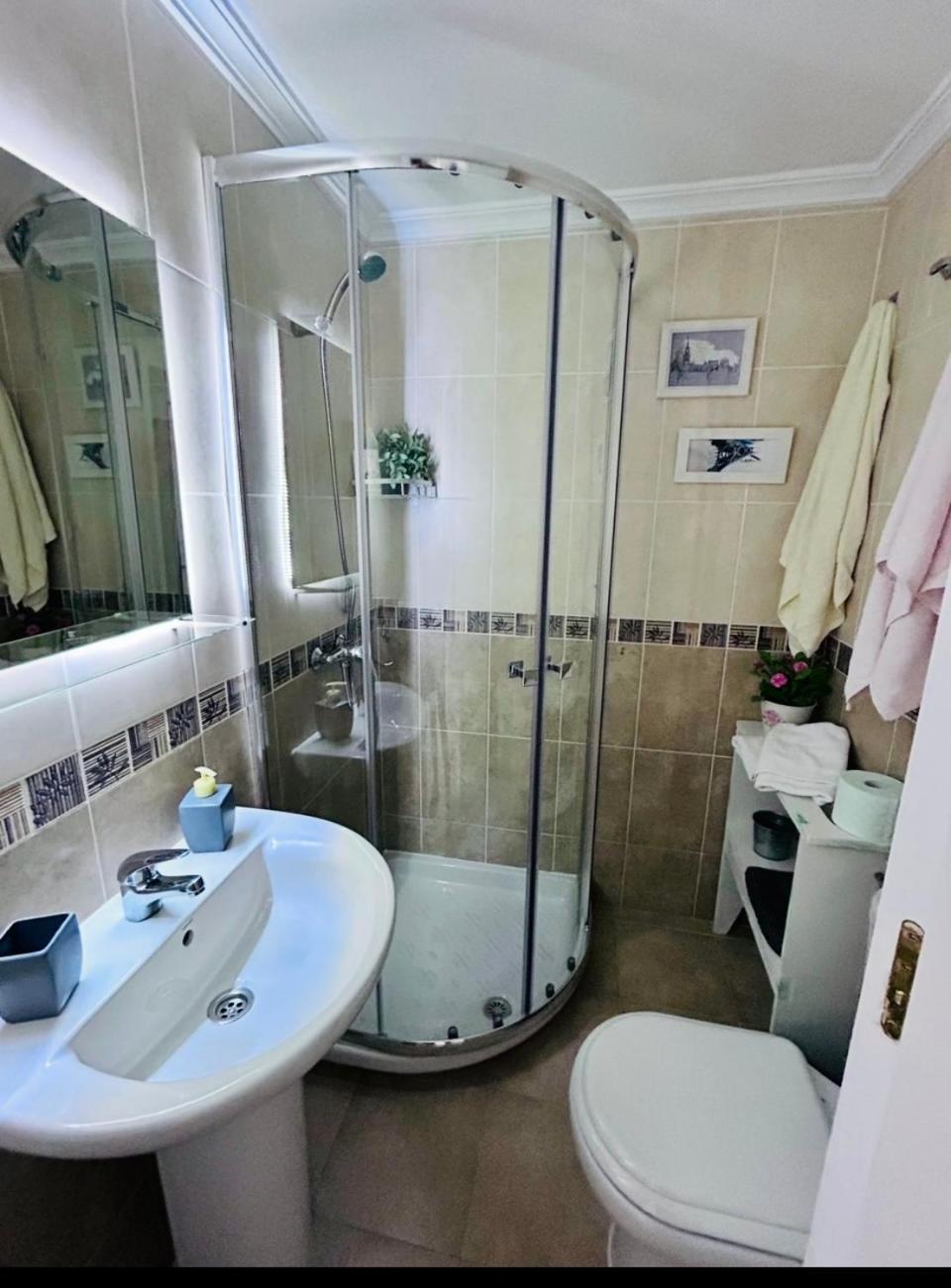 Arco Macarena Apartment Seville Ngoại thất bức ảnh